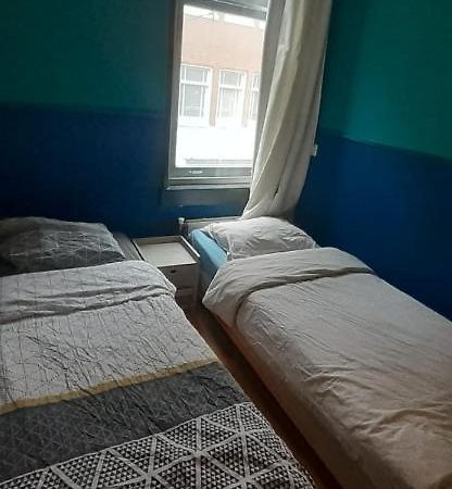 Charlotte, Not For Parties, Not A Hotel, Room With Shared Bathroom, No Kitchen Ámsterdam Exterior foto